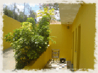 Instalações da casa no painel lateral.
